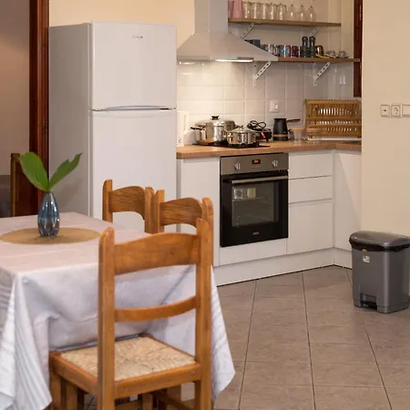 10 Asi House Holiday home Tsagarada